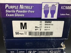 Kimberly Clark REF 55092 Purple Nitrile Powder Free Exam Gloves M Sterile KC500