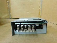 OMRON S82J-02524D POWER SUPPLY AC100-240V 50/60HZ 0.8A DC24V 1.1A