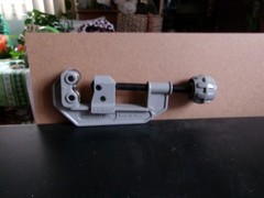 Superior Tube Cutter Metric/Standard 8mm-42mm/ 1/4- 1 5/8th #ST-1500