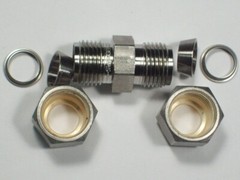 1 – Swagelok Stainless Steel Union Fitting, 3/8″ OD Tube, SS-600-6