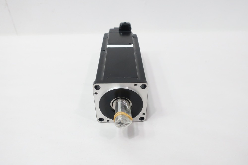 Yaskawa SGMJV-06A3A6C Servo Motor 600w 3000rpm 1.91nm 200v-ac 3ph