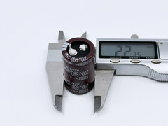 2X EKMR201VSN681MP35S Chemi-Con 680uF 200V 22×35 Snap In Electrolytic Capacitor