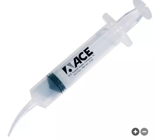 Case of 100 DeRoyal Ace Surgical 20cc Curved Irrigating Syringe 0034302 New