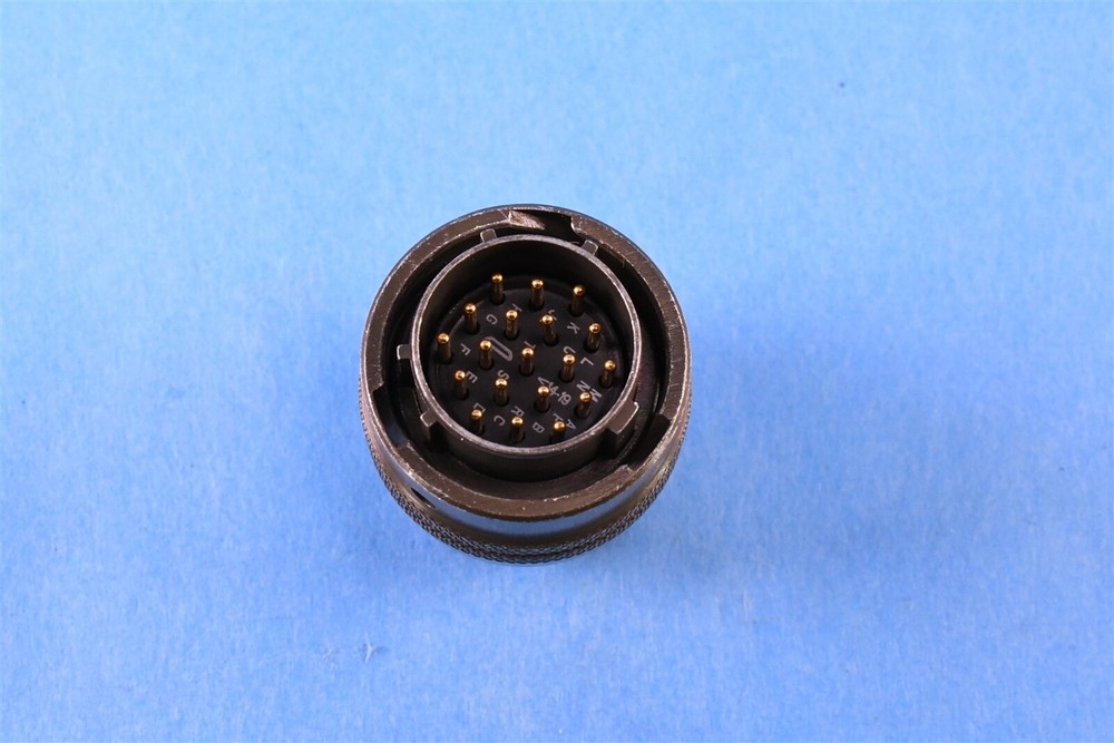 Amphenol Industrial Circular MIL Spec Connector 19P MS3116E14-19P