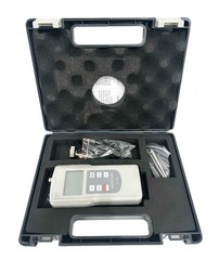 Vibrometer with Acceleration 0.1-400.0m/s² Equivalent Peak/0.3-1312ft/s²/0.0-40g