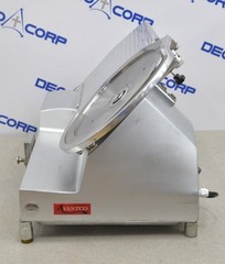 Avantco SL512 12″ Semi-Automatic Gravity Feed Meat Slicer 110- 120V 1/2 HP