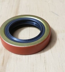 Hobart 30qt D30 gear box & Planetary shaft seals 110335 110334 both seals