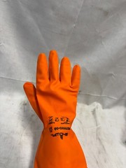 Chemical Resistant Nitrile Rubber 9mil Cleaning Gloves – Showa 707HVO – LARGE