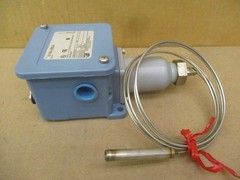New Open Box UE E105-2BSA Temperature Control 120-100F Range 150F Proof 52817PRX