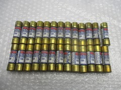 FUSETRON FRN-8/10 FUSE LOT OF 26 NSNP