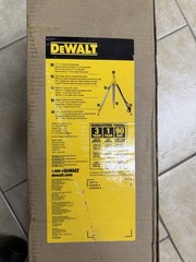 Dewalt DW0735 , 5/8 In. Elevated Construction Tripod Type 2 , New Open Box