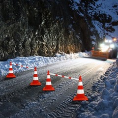 12 Pcs 12 Pcs Retractable Traffic Cone Bar from 4ft to 7.2ft Expandable Safety..