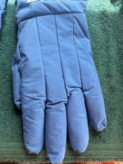 NATIONAL SAFETY APPAREL Cryogen Safety Gloves, 17 inches, #2AEZ4, to -300°F, Med