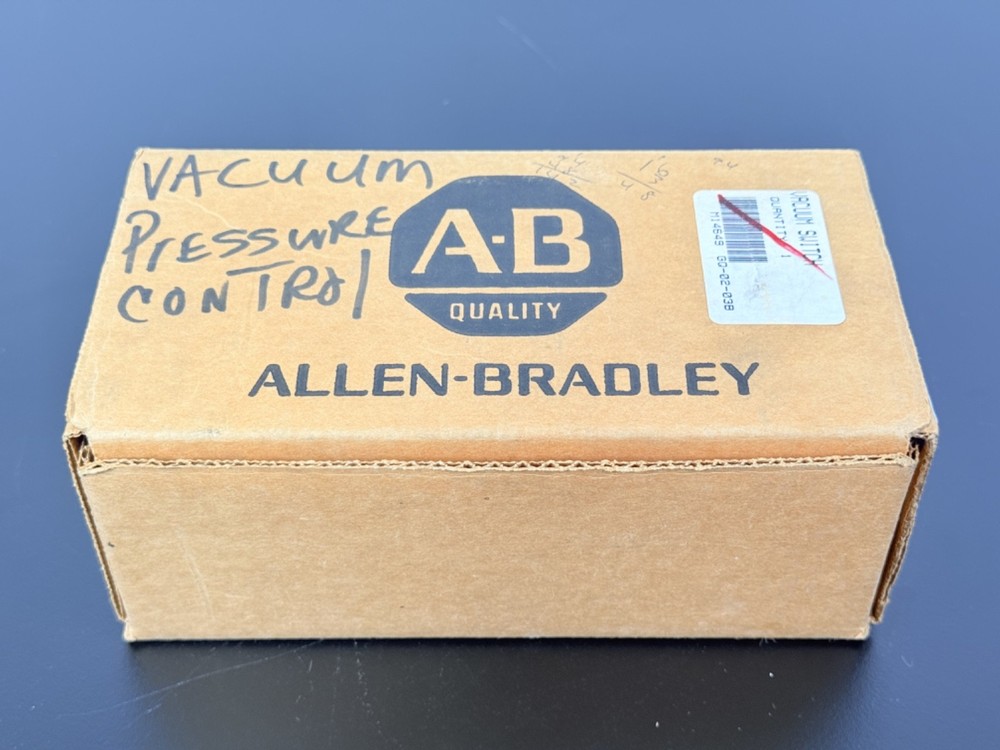 Allen-Bradley 836T-T250J Vacuum Pressure Control 836T NEMA 4 IP66