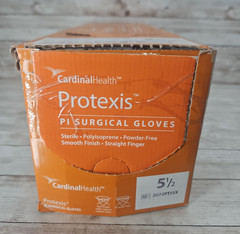 Protexis PI Surgical Gloves Cardinal Health *1 Box* Size: 5.5 *See Date*2-26