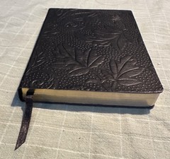 Markings By C R GIBSON Journal Embossed Cover Lined Pages 6.75×4.75” EUC
