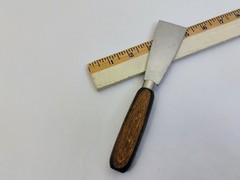 Russell Green River Works USA 1.5″ Stiff Blade Scraper Blunt Tip Putty Knife