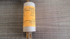 ECONOMY FUSE DIVISION RF 200 TYPE RF FUSE 200 AMPS 600 VOLTS or less USA!