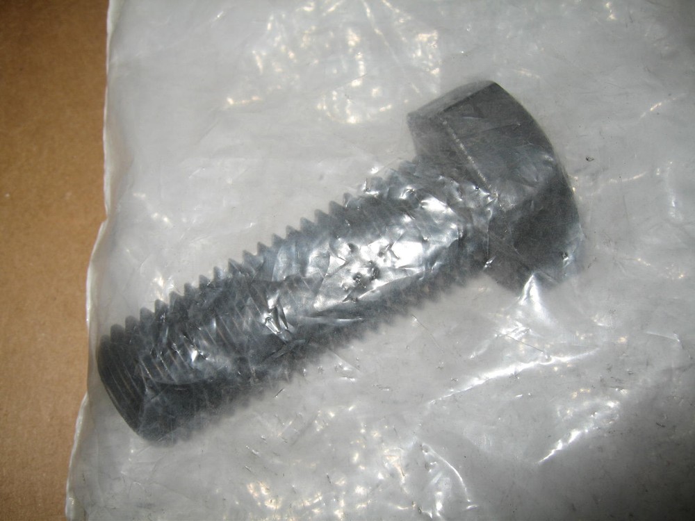 M24-3.00 Hex Head Steel Bolt, Coarse, Class 10.9, 70mm Length