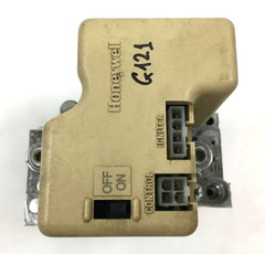 Honeywell SV9501M2056 Smart Valve HQ1011421HW 24V 50/60Hz used FREE ship. #G121