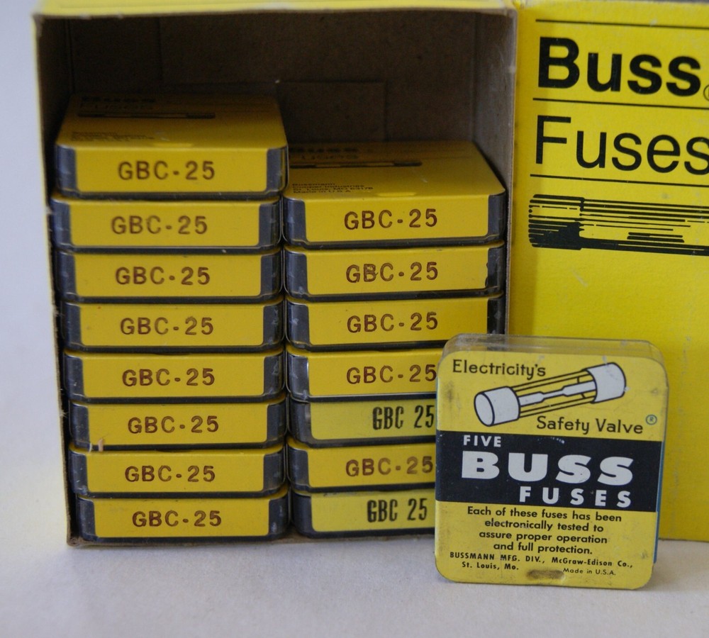 Lot of 80 Buss GBC25, GBC 25, Glass Tube Fuses Bussman NOS NIB, BN3972