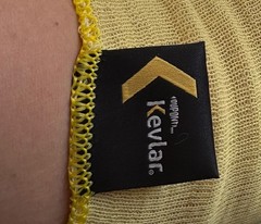 Cut/Scratch/Heat/Slash Resistant Arm Sleeves-18″(Made with 100% DuPont™ Kevlar®)