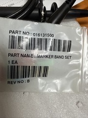 TEKTRONIX P2220 OSCILLOSCOPE PROBE PASSIVE 200 MHZ 300 V W/accessories NEW
