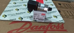 1PC- Danfoss 060G1122 Pressure transmitter, MBS 3000, 0.00bar-2.50 bar- NEW