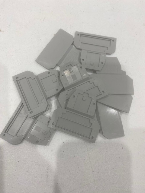 Phoenix Contact End cover – D-UKK 3/5, LOT of 12