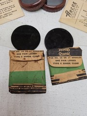 Vintage Welding Goggle Lenses Round Oxweld Type C 16 / 17 Arcos Sta-Kleer Cover