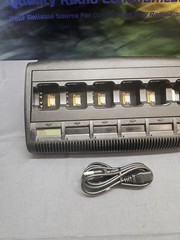 Motorola Impres WPLN4218B 6 Bank Battery Charger for XPR6550 XPR7550 Radios