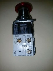 Eaton Push-Pull Illuminated Operator Switch 10250ED1341-1