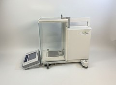 Mettler Toledo XS205 Analytical Balance 220g x 0.01mg 10ug REFURBISHED WARRANTY