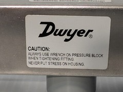 Dwyer 629C-02-CH-P2-E5-S1 Differential Pressure Transmitter, 0-10 PSI, 35 VDC