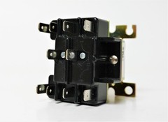 90-340 Switching Relay DPDT 24 Volt Coil also replaces Honeywell R8222D1014
