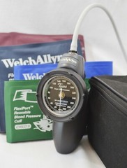 Welch Allyn DS58-MC Sphygmomanometer Aneroid Durashock Hand Multi Cuff Gauge