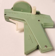 Vintage 1960’s DYMO M-4 Label Maker Green Uses 1/4″ Tape (Not Included)