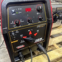 Lincoln Precision TIG 225 TIG Welder with Torch, Foot Pedal Ground clamp Chord