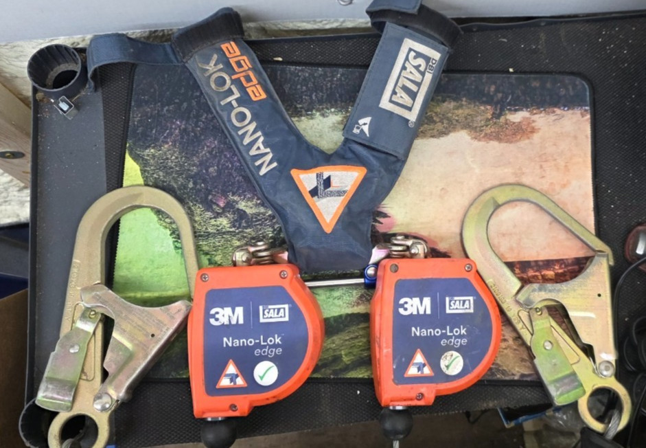 3M DBI-SALA Nano-Lok Edge SRL Twin-Leg Quick Connect, 7.3 Self Retracting Orange