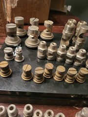 Lot of 83 – Spraying Systems Nozzle VeeJet Spray Tips See Description.