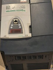 SCHNEIDER ELECTRIC ALTIVAR 71 ATV71HD18N4 18.5kW-25HP 380/480V USA SELLER
