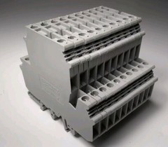 Lot of 10 Phoenix Contact UKK5-T Terminal Block, Clipline Series, 15A DIN