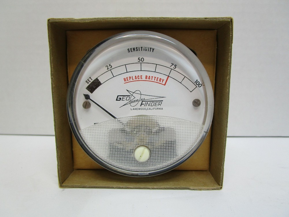 Vtg GEO FINDER Above All Metal Detector Sensitivity Battery Meter 221PL 0-200 uA