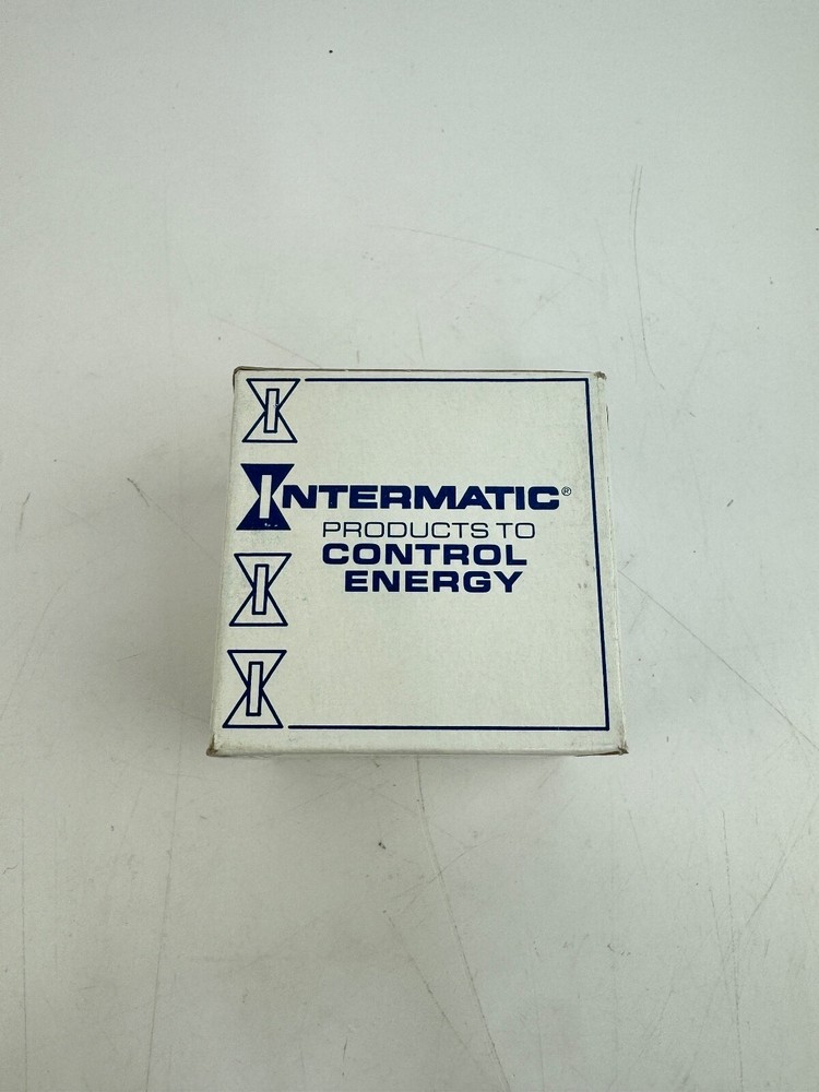 INTERMATIC LC4536LA LOCKING-TYPE PHOTO CONTROL