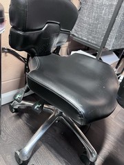 TATSOUL mako Tattoo Artist black Rolling chair , Adjustable Seat & Backrest