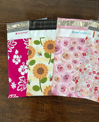 25 or 50 Pack – 6×9″ Beautiful Floral Mix of 5 Patterns Designer Poly Mailers!