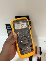 FLUKE 87V MAX TRUE RMS MULTIMETER W/ LEADS & CLIPS (NEW FACTORY SEALED) NEW