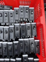 1-EATON/CUTLER HAMMER BAB1020/BA1020 1 POLE 20A BAB CIRCUIT BREAKER (USED)