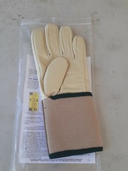 New DECADE Work Glove Left Hand Small 49001W Full Finger w/ Wrist Support