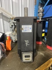 Okuma BL-MH301E-12S Servo Motor 3-phase, 1200 RPM, 163V, 16.9A, 6 Pole PRE OWNED
